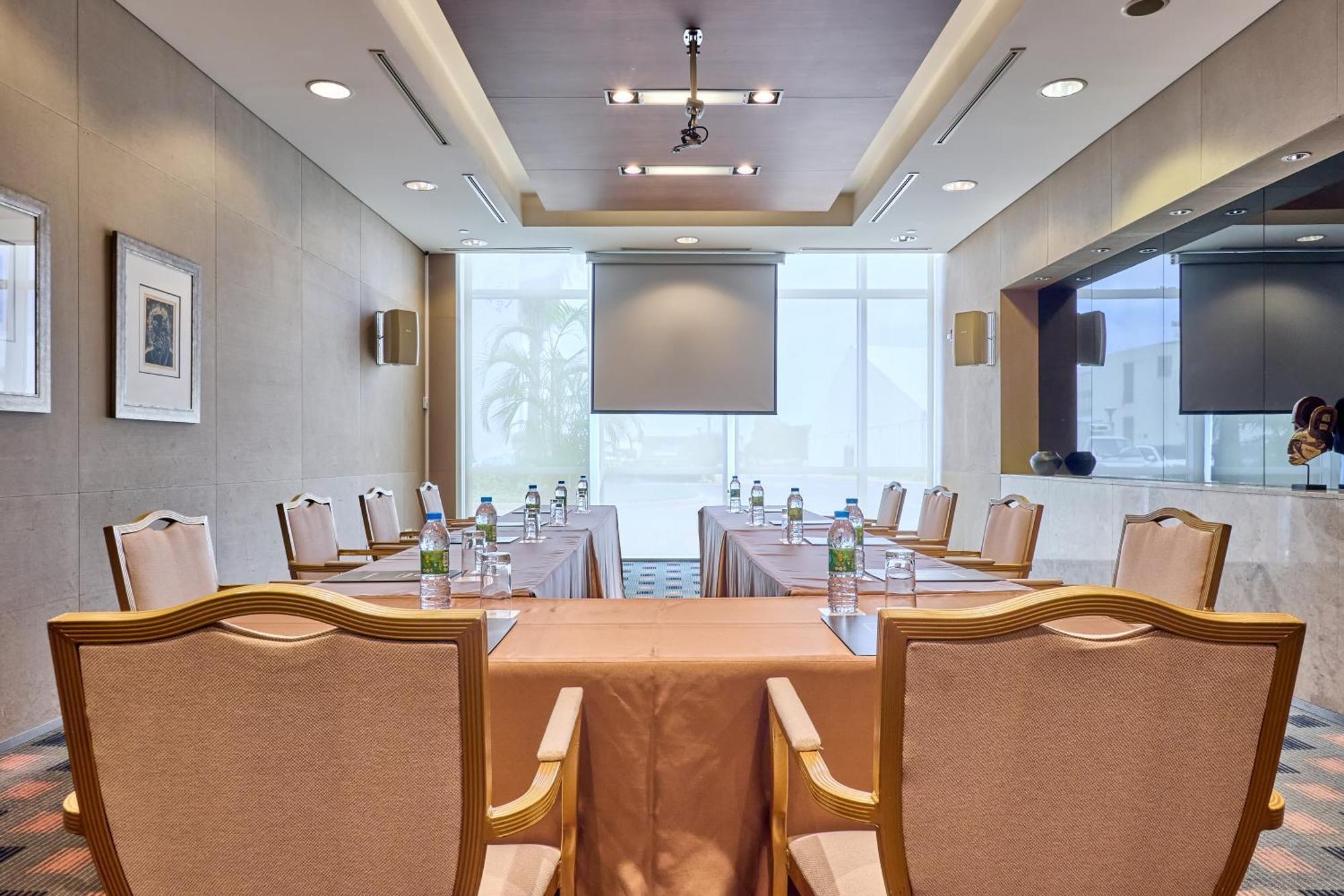 Hotel De Convencoes De Talatona, Hcta Luanda Ngoại thất bức ảnh